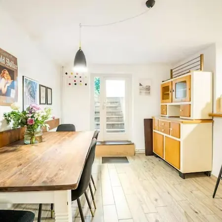 Gemütliche 3-ZKB WC SouterrainWohnung in Bestlage Hamburg Exterior foto