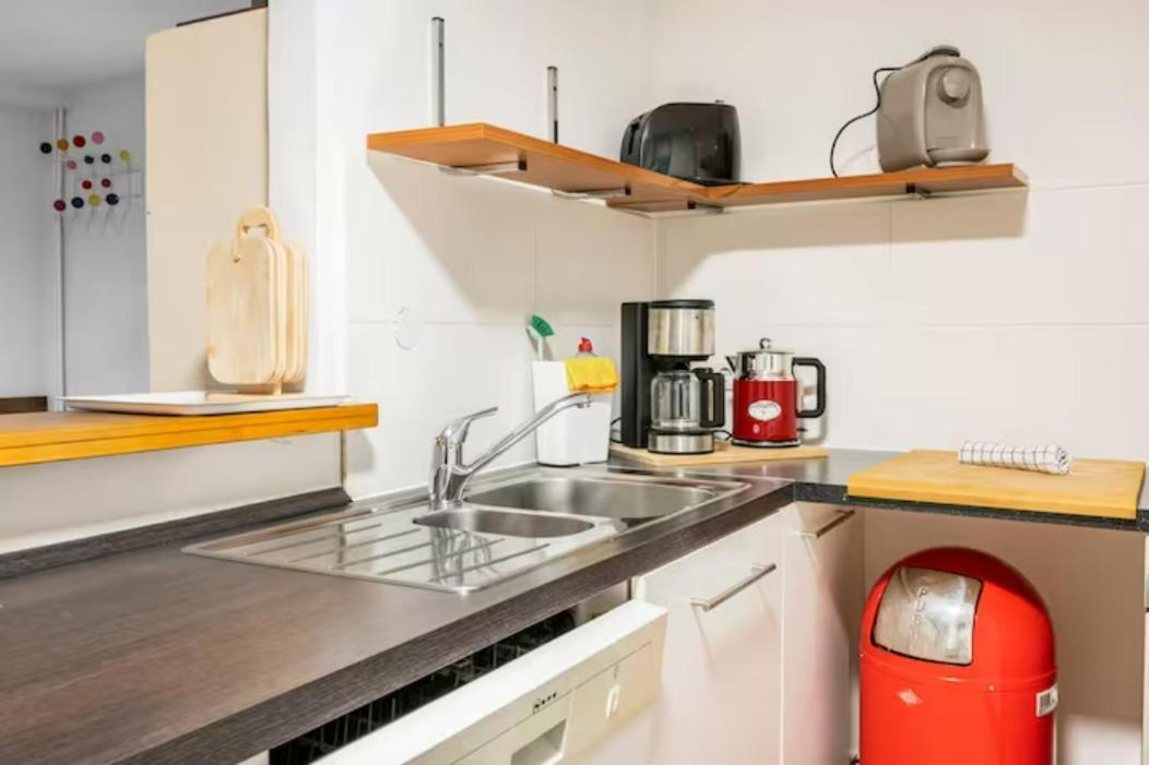 Gemütliche 3-zkb Wc Souterrainwohnung In Bestlage * Hamburg