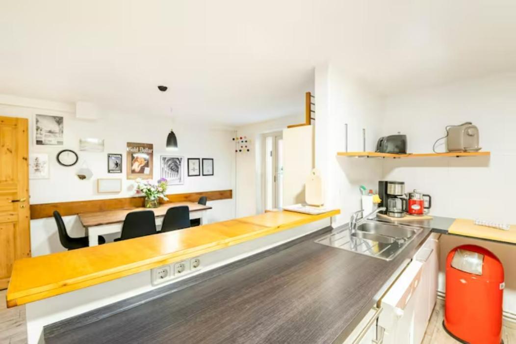 Apartment Gemütliche 3-zkb Wc Souterrainwohnung In Bestlage Hamburg