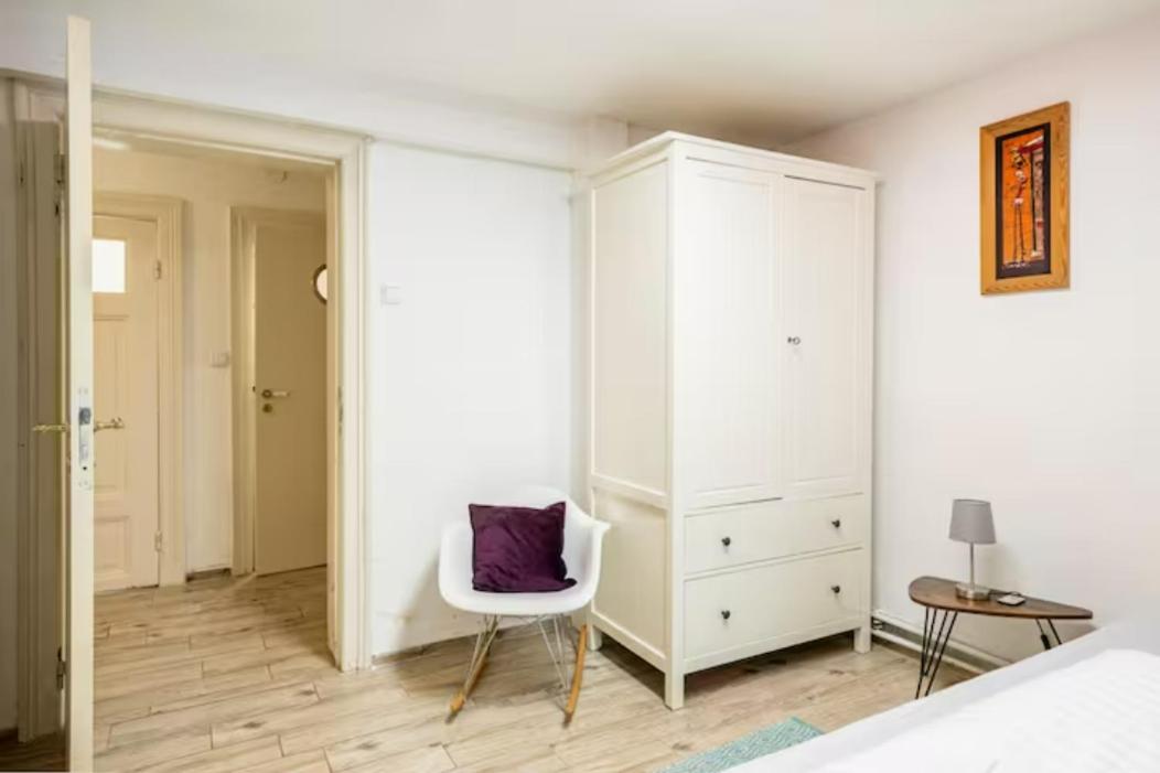 Gemütliche 3-zkb Wc Souterrainwohnung In Bestlage *